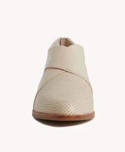 Alison Flat|Isabella Anselmi Online