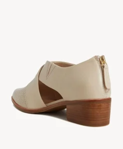 Alison Flat|Isabella Anselmi Online