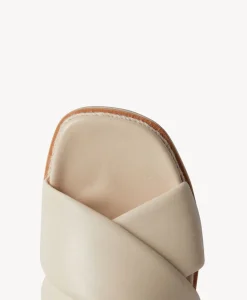 Bazaar Slide|Isabella Anselmi Fashion