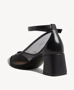 Donelle Heel|Isabella Anselmi Hot