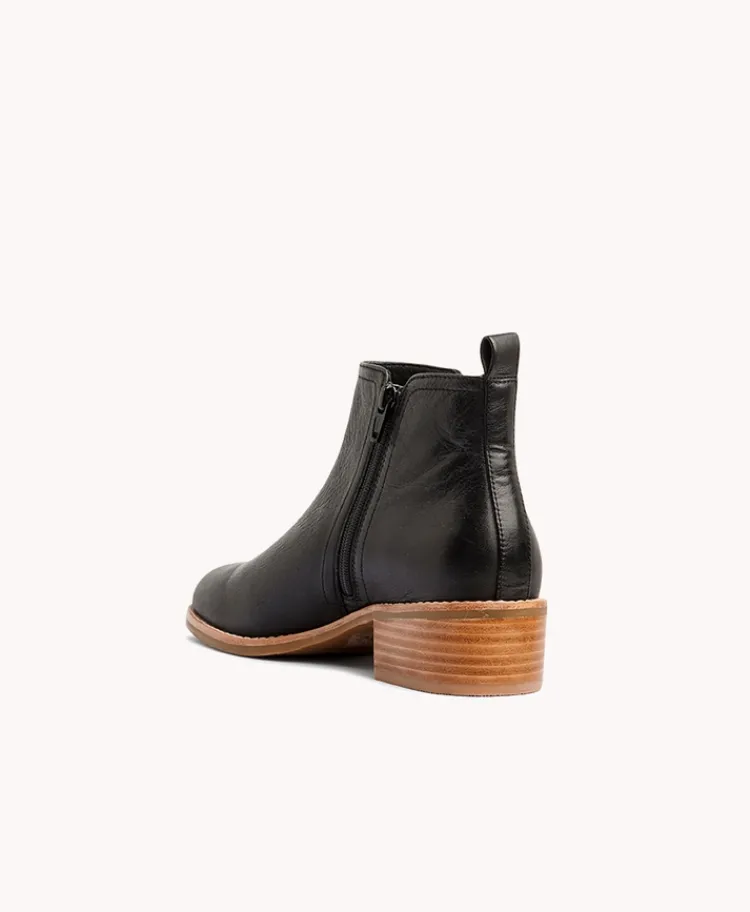 Ebony Leather Ankle Boot|Isabella Anselmi New