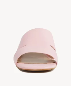 Maria Sandal|Isabella Anselmi New