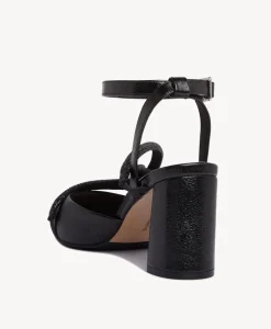 Schiffer Heel|Isabella Anselmi Hot