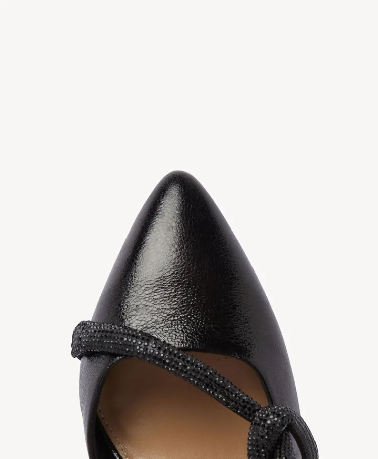 Schiffer Heel|Isabella Anselmi Hot