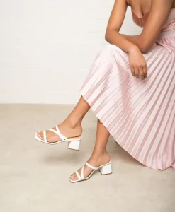 Scorpio Strappy Sandal|Isabella Anselmi Best