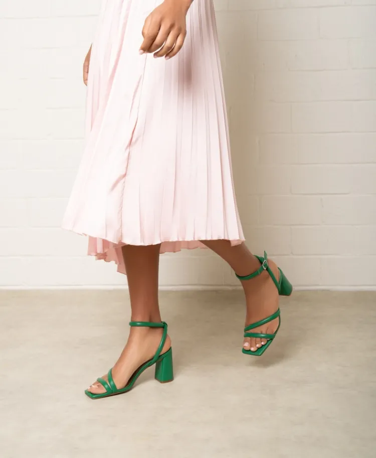 Simone Strappy Sandal|Isabella Anselmi Discount