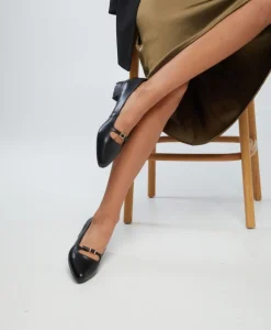 Whistle Flat|Isabella Anselmi Hot