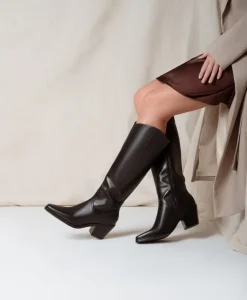 Wonder Western Knee High with Stretch Calf|Isabella Anselmi Hot